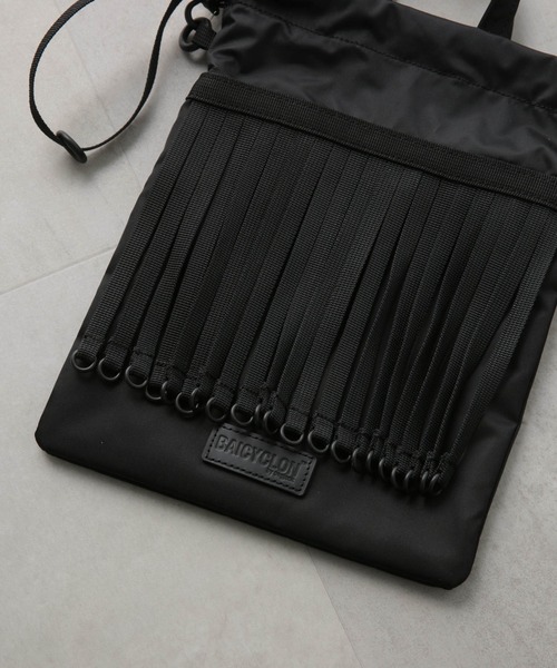 BAICYCLON by Bagjack（バイシクロン バイ バグジャック）の「BAICYCLON by bagjack/TAPE FRINGE DRAW STRING BAG（ショルダーバッグ・メンズ・ブラック・FREE）」の12枚目の写真