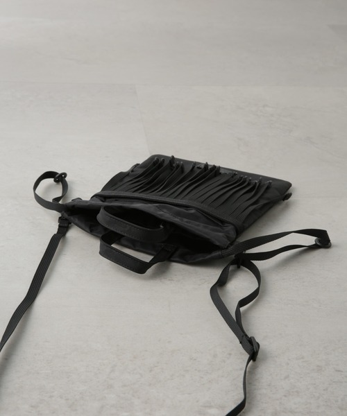 BAICYCLON by Bagjack（バイシクロン バイ バグジャック）の「BAICYCLON by bagjack/TAPE FRINGE DRAW STRING BAG（ショルダーバッグ・メンズ・ブラック・FREE）」の9枚目の写真