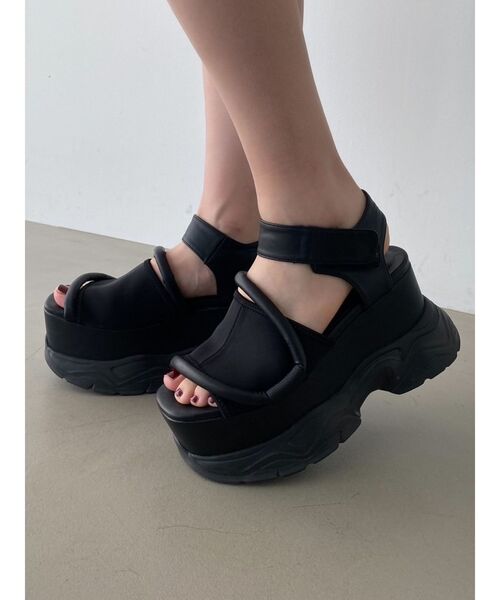 EMODA（エモダ）の「コードタンクサンダル（サンダル・レディース・グレー/ブラック・SMALL/LARGE/MEDIUM）」の3枚目の写真