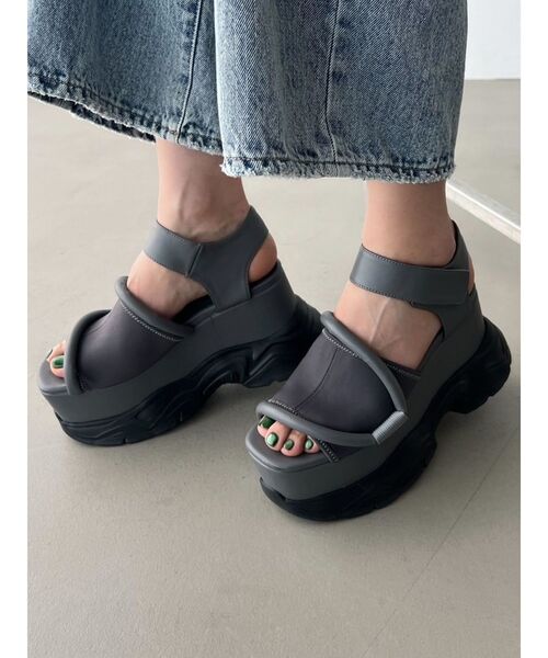 EMODA（エモダ）の「コードタンクサンダル（サンダル・レディース・グレー/ブラック・SMALL/LARGE/MEDIUM）」の5枚目の写真