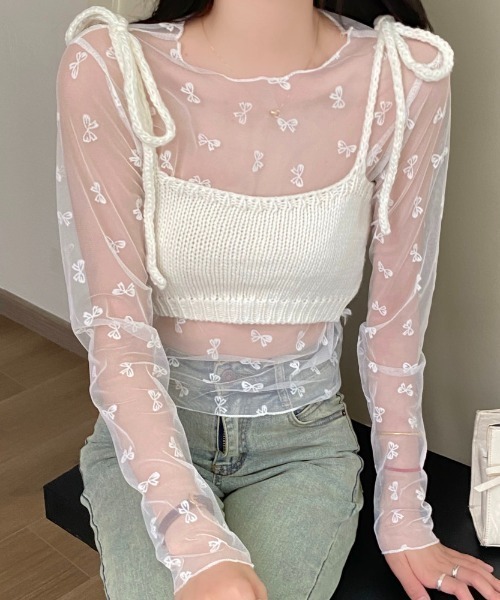 LADY LIKE(レディライク)の「ニットキャミ付きシアートップス2点セット(シャツ/ブラウス・レディース・ホワイト/ブラック・M)」の5枚目の写真