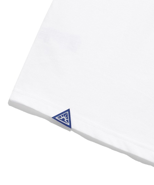 A'GEM/9 × .kom 『ISTKUNST/イストクンスト』 SCENE NUMBER TEE/シーンナンバー Tシャツ（Tシャツ/カットソー）｜ISTKUNST（イストクンスト）