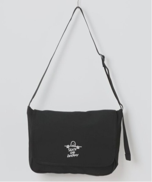 THRASHER(スラッシャー)の「【THRASHER】Mini Flap Shoulder(ST)(ショルダーバッグ・レディース・ホワイト系その他2/ブラック系その他2/ホワイト系その他/ブラック系その他・FREE)」の2枚目の写真
