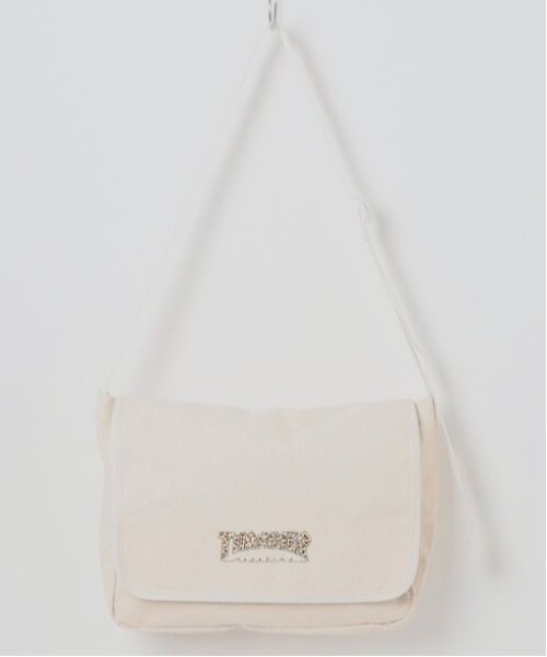 THRASHER(スラッシャー)の「【THRASHER】Mini Flap Shoulder(ST)(ショルダーバッグ・レディース・ホワイト系その他2/ブラック系その他2/ホワイト系その他/ブラック系その他・FREE)」の1枚目の写真