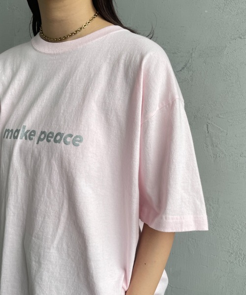 FUNG（ファング）の「[FUNG/ファング] MAKE PEACE カットオフプリントTシャツ（Tシャツ/カットソー・レディース・ホワイト/ピンク・M）」の4枚目の写真