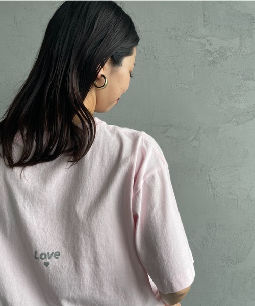FUNG（ファング）の「[FUNG/ファング] MAKE PEACE カットオフプリントTシャツ（Tシャツ/カットソー・レディース・ホワイト/ピンク・M）」の5枚目の写真