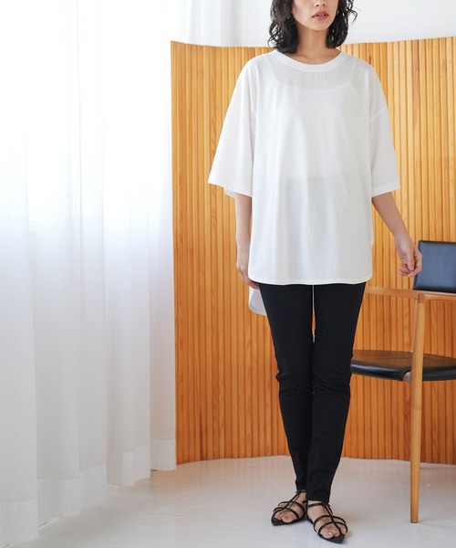 mili an deni(ミリアンデニ)の「半袖バックプリントTシャツ(Tシャツ/カットソー・レディース・オフホワイト/チャコールグレー/ブラック・L/M)」の13枚目の写真