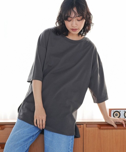 mili an deni(ミリアンデニ)の「半袖バックプリントTシャツ(Tシャツ/カットソー・レディース・オフホワイト/チャコールグレー/ブラック・L/M)」の7枚目の写真