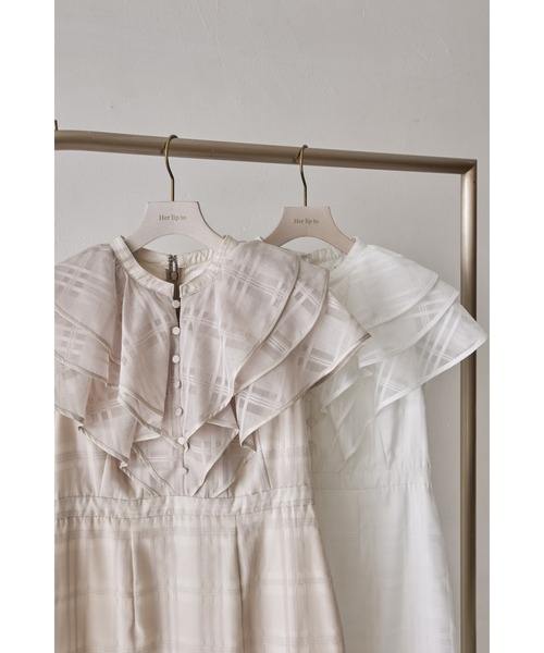Her lip to（ハーリップトゥー）の「Split Ruffled Check Organza