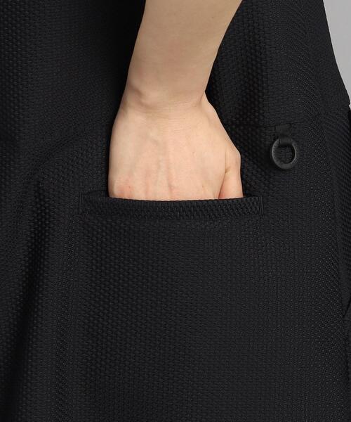 adabat（アダバット）の「◆【UVカット／吸水速乾】刺しゅうロゴデザイン メッシュ調ワンピース（ワンピース・レディース・ブラック・38/40/42/36）」の7枚目の写真