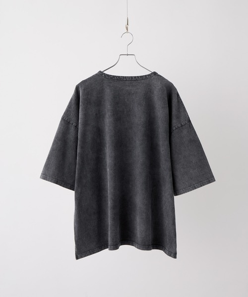 cussil(クシル)の「【cussil/クシル】ピグメントスノーウォッシュ加工フラワー刺繍オーバーサイズハーフスリーブTシャツ(Tシャツ/カットソー・メンズ・ブラック/グレー/ブラック系/ベージュ・L/M/S)」の6枚目の写真