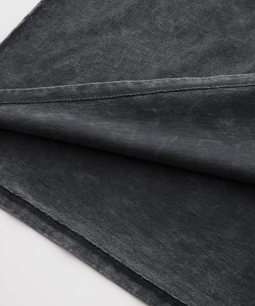 cussil(クシル)の「【cussil/クシル】ピグメントスノーウォッシュ加工フラワー刺繍オーバーサイズハーフスリーブTシャツ(Tシャツ/カットソー・メンズ・ブラック/グレー/ブラック系/ベージュ・L/M/S)」の10枚目の写真