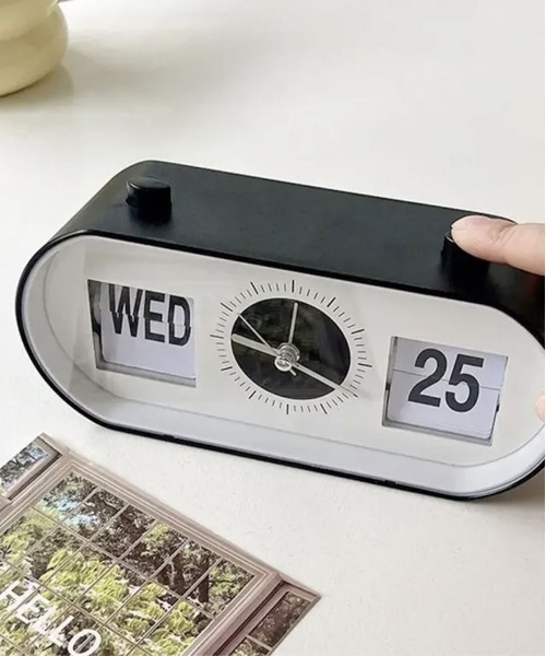 ammy.（エイミードット）の「【 ammy. / エイミードット 】 フリップカレンダー / アナログ 置時計（置時計・レディース・ホワイト/ブラック/ブラック系その他・FREE）」の8枚目の写真