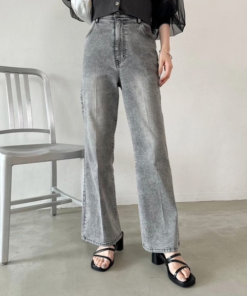 one after another NICE CLAUP(ワンアフターアナザーナイスクラップ)の「美脚ストレッチデニムパンツ(デニムパンツ・レディース・ブルー/ブラック/ライトブルー・SMALL/MEDIUM)」の1枚目の写真