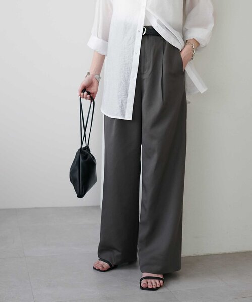 DISCOAT(ディスコート)の「タックワイドパンツ(その他パンツ・レディース・ブラウン/ブラック/グレー・FREE)」の2枚目の写真