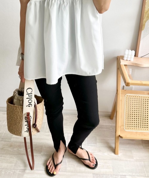 nouvellemoi(ヌーベルモイ)の「【インフルエンサーコラボ】裾スリットスキニーパンツ(その他パンツ・レディース・ブラック/ベージュ系その他・S/M/PS)」の5枚目の写真