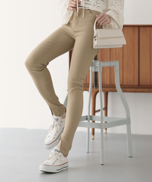 nouvellemoi(ヌーベルモイ)の「【インフルエンサーコラボ】裾スリットスキニーパンツ(その他パンツ・レディース・ブラック/ベージュ系その他・S/M/PS)」の15枚目の写真