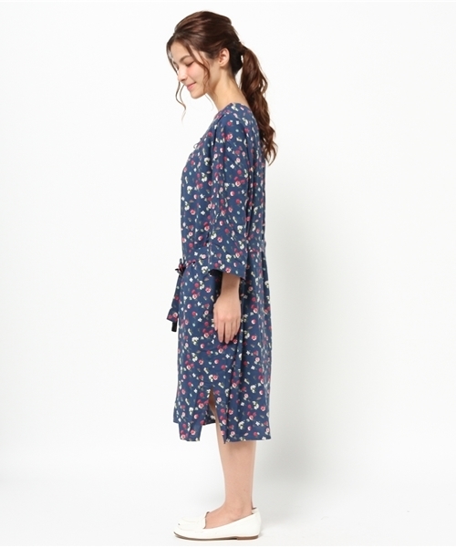 Kastane（カスタネ）の「花柄レースアップOP（チュニック・レディース・ボルドー/ブルー・FREE）」の6枚目の写真