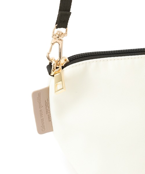 ROPE' PICNIC(ロペピクニック)の「はっ水ミニバトーショルダーバッグ(ショルダーバッグ・レディース・チャコールグレー/オフホワイト/ブルー/グレー系その他/ベージュ/ピンク/ベージュ系その他2・FREE)」の10枚目の写真