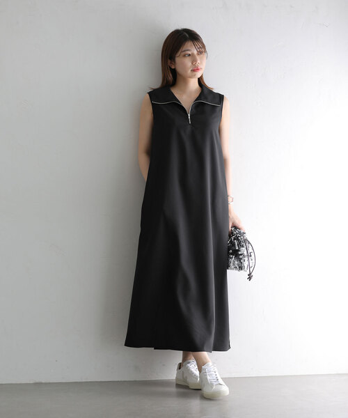 La TOTALITE(ラトータリテ)の「ハーフジップワンピース(ワンピース・レディース・ブラック/ブラウン・36/38)」の3枚目の写真