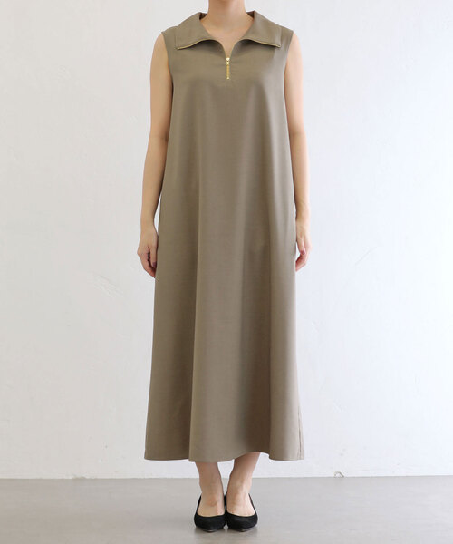 La TOTALITE(ラトータリテ)の「ハーフジップワンピース(ワンピース・レディース・ブラック/ブラウン・36/38)」の11枚目の写真