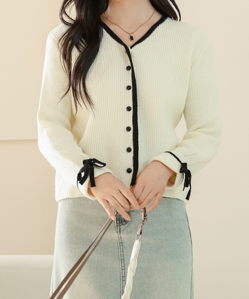 Lace Ladies(レースレディース)の「袖リボン 配色ライン 長袖 ニット カーディガン(カーディガン/ボレロ・レディース・モカ/ブラック/アイボリー/グレー・FREE)」の18枚目の写真