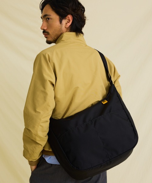 KELTY(ケルティ)の「Begin掲載モデル【KELTY】エコナイロン ショルダーバック/80's LIGHT SHOULDER(ショルダーバッグ・メンズ・グレー系その他/モカ/ブラック・FREE)」の21枚目の写真