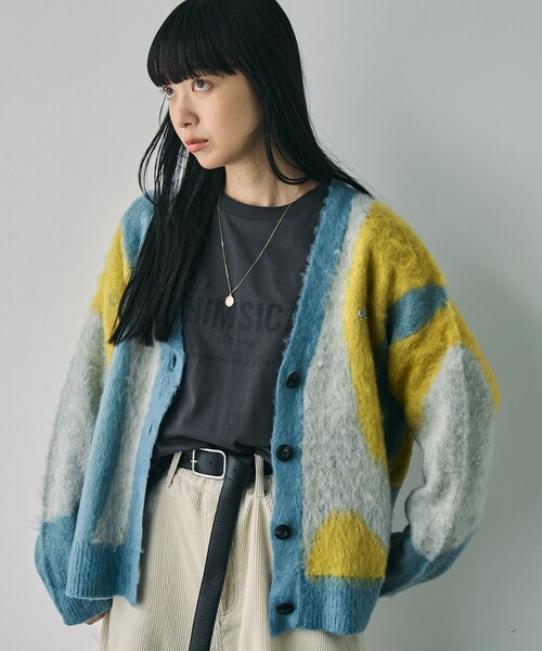 PENNEYS（ぺニーズ）の「PENNEYS（ぺニーズ）別注シャギージャガードVネックカーディガン（ライトブルー）（カーディガン/ボレロ・レディース・ライトブルー・M/L）」の6枚目の写真