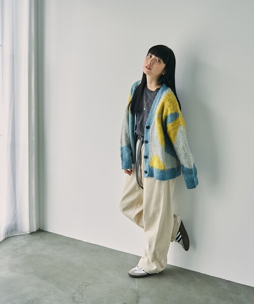 PENNEYS（ぺニーズ）の「PENNEYS（ぺニーズ）別注シャギージャガードVネックカーディガン（ライトブルー）（カーディガン/ボレロ・レディース・ライトブルー・M/L）」の15枚目の写真