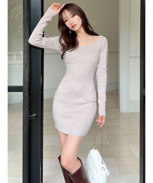 RESEXXY（リゼクシー）の「ナローストラップリブワンピース（ワンピース・レディース・ブラック/イエロー/ベージュ・SMALL/MEDIUM）」の7枚目の写真