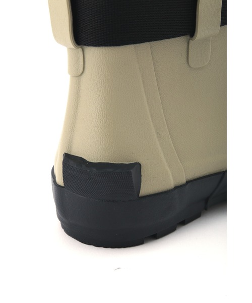 MHL.（エムエイチエル）の「MHL RUBBER RAINBOOT（レインシューズ・レディース・ベージュ・23/25/24）」の2枚目の写真