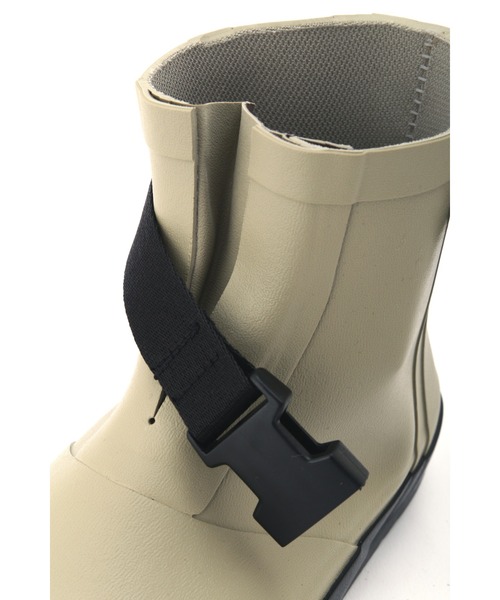 MHL.（エムエイチエル）の「MHL RUBBER RAINBOOT（レインシューズ・レディース・ベージュ・23/25/24）」の3枚目の写真