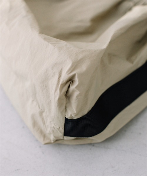 SUWDEE(スーディー)の「nylon shoulder bag(ショルダーバッグ・レディース・ブラック・FREE)」の13枚目の写真
