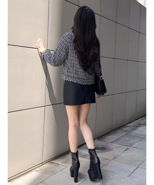 MIIA（ミーア）の「フリンジツイードジャケット（カーディガン/ボレロ・レディース・ベージュ/ブラック/オフホワイト・FREE）」の6枚目の写真