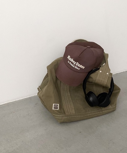 CANAL JEAN（キャナルジーン）の「choice_cnl　Monkey DanceロゴCAP（キャップ・レディース・ブラウン/ネイビー・ONE SIZE）」の6枚目の写真