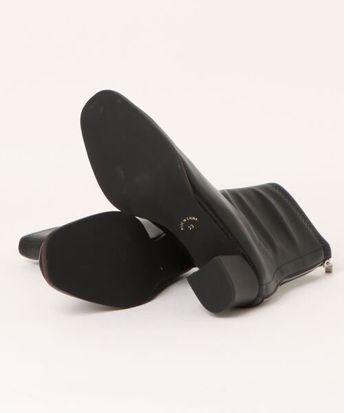 PUAL CE CIN（ピュアルセシン）の「バックジップショートブーツ（ブーツ・レディース・ブラック・MEDIUM/LARGE/SMALL）」の3枚目の写真