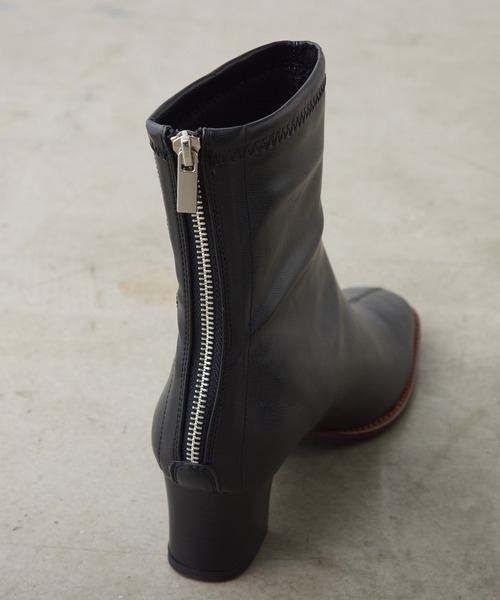 PUAL CE CIN（ピュアルセシン）の「バックジップショートブーツ（ブーツ・レディース・ブラック・MEDIUM/LARGE/SMALL）」の5枚目の写真