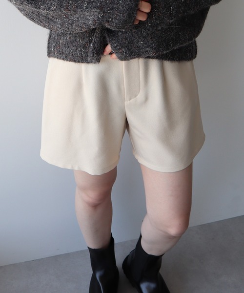 earth music&ecology（アースミュージックアンドエコロジー）の「サイドベルトショートパンツ（その他パンツ・レディース・アイボリー/ブラック/ブラウン・S/M）」の10枚目の写真