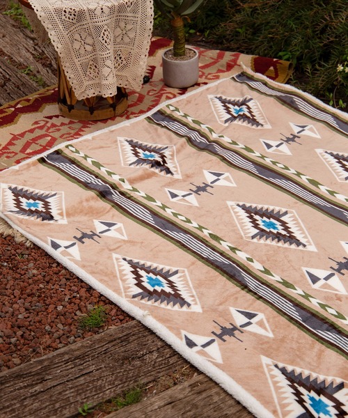 チャイハネ(チャイハネ)の「【チャイハネ】NOMADY ノマディブランケットXL(ブランケット・レディース・ブラック/カーキ/ナチュラル/ターコイズブルー/サンドベージュ/スカイブルー・FREE)」の3枚目の写真