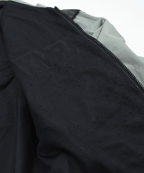 VINTAGE(ヴィンテージ)の「【ヴィンテージ古着】U.S.ARMY IPFU Fitness ミリタリー ジャケット(ナイロンジャケット・メンズ・カーキ・XX-LARGE)」の12枚目の写真