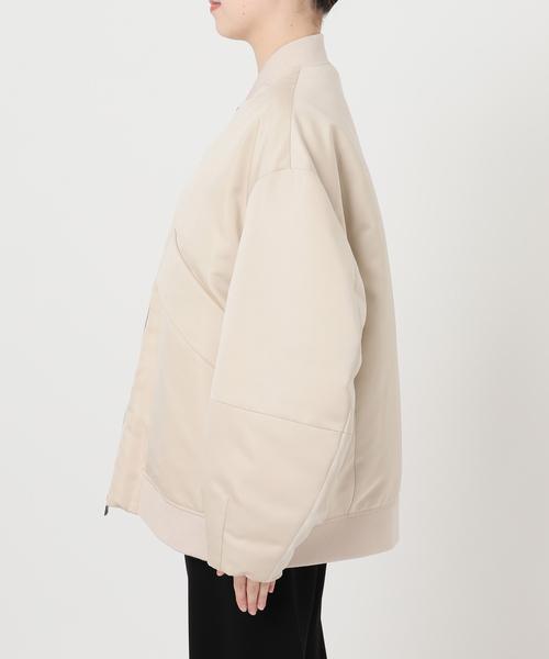 AP STUDIO(エーピーストゥディオ)の「【AHIRAIN/アイレイン】サテンボンバージャケット(ミリタリージャケット・レディース・アイボリー・FREE)」の4枚目の写真