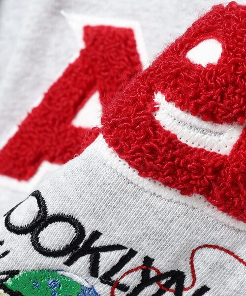 BEAMS T（ビームスティー）の「Arena embroidery / Claim Sweat Hoodie（スウェット・メンズ・グレー・S/L/M/XL）」の9枚目の写真