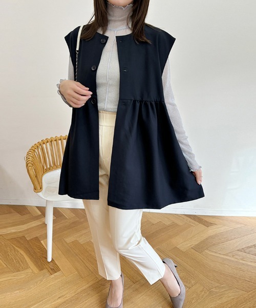 Doux Belle（ドゥーベル）の「ペプラムトップス（ベスト・レディース・ブラック/ネイビー/ベージュ・MEDIUM）」の7枚目の写真