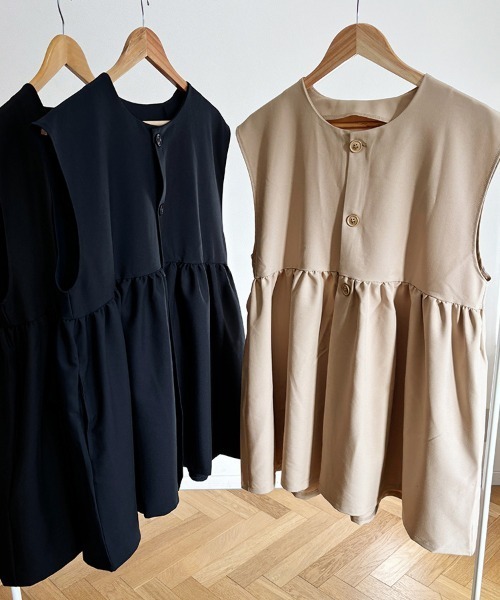 Doux Belle（ドゥーベル）の「ペプラムトップス（ベスト・レディース・ブラック/ネイビー/ベージュ・MEDIUM）」の21枚目の写真