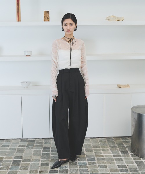 AIC.（エーアイシー）の「【再入荷】カーブシルエットタックパンツ（その他パンツ・レディース・ブラック/アイボリー/ダークカーキ・FREE）」の7枚目の写真