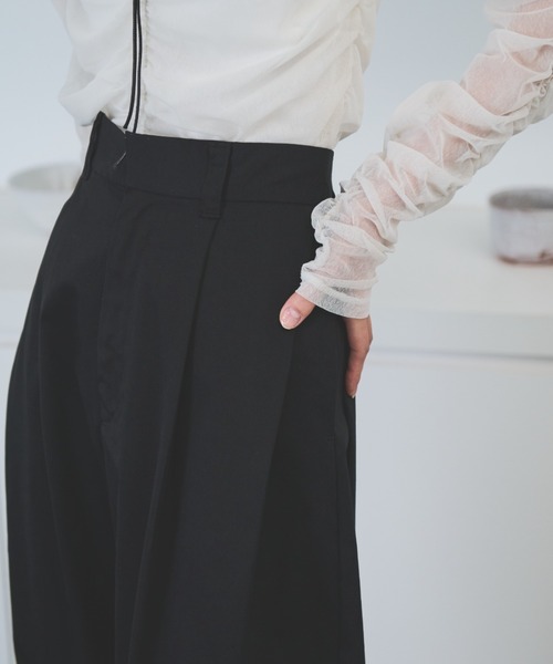 AIC.（エーアイシー）の「【再入荷】カーブシルエットタックパンツ（その他パンツ・レディース・ブラック/アイボリー/ダークカーキ・FREE）」の12枚目の写真