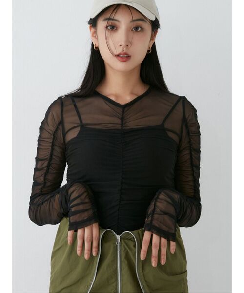 MURUA（ムルーア）の「シャーリングチュールトップス（Tシャツ/カットソー・レディース・ブルー/グレー/ブラック・FREE）」の2枚目の写真