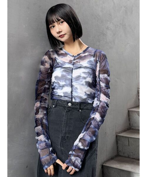 MURUA（ムルーア）の「シャーリングチュールトップス（Tシャツ/カットソー・レディース・ブルー/グレー/ブラック・FREE）」の13枚目の写真