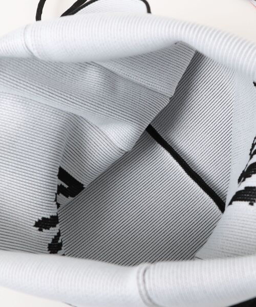 FRUIT OF THE LOOM（フルーツオブザルーム）の「【FRUIT OF THE LOOM】WENDY’S MINI SHOULDER BAG/ウェンディーズ コラボ/ショルダーバッグ（ショルダーバッグ・レディース・ブラック/レッド・FREE）」の5枚目の写真