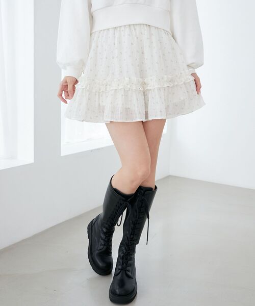 MAJESTIC LEGON(マジェスティックレゴン)の「プチフリルギャザーミニスカパン(スカート・レディース・ベージュ系その他2/ホワイト系その他/ホワイト系その他2・MEDIUM)」の3枚目の写真